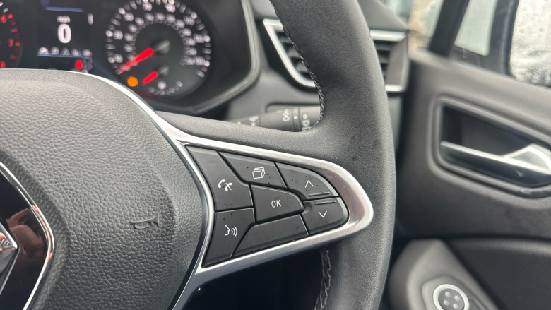 Renault Clio 1.0 TCe 90 Iconic Edition 5dr Petrol Hatchback